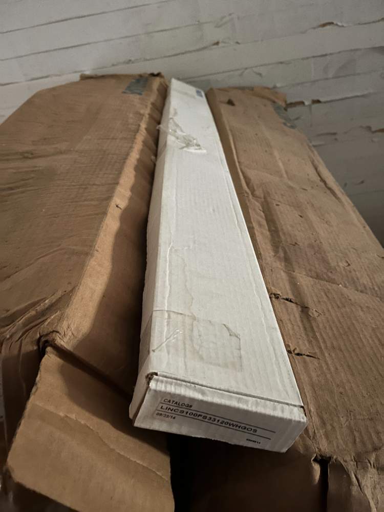 Surplus Philips/Day-Brite LINCS Under-Cabinet Task Fixtures — Model LINCS100FS35120WHGOS