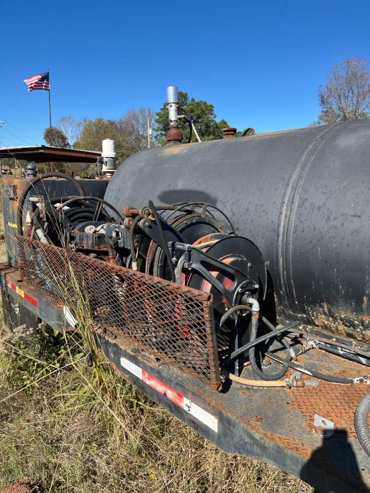 Heavy Duty Tank Trailer – With Pump &amp; Hose Reels