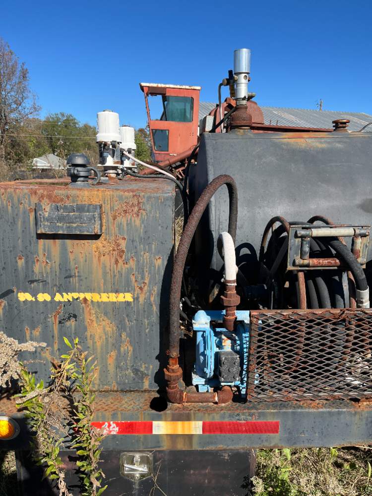 Heavy Duty Tank Trailer – With Pump &amp; Hose Reels